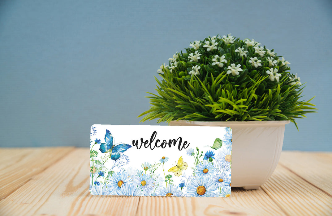 Daisies Welcome Wreath Sign