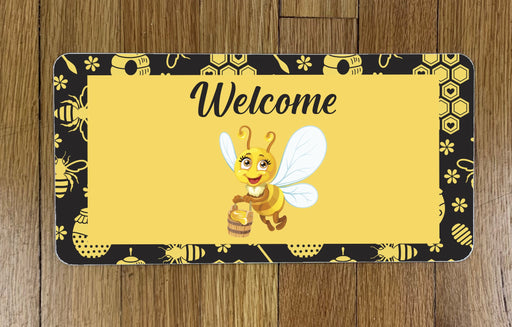 Welcome Bee Wreath Sign