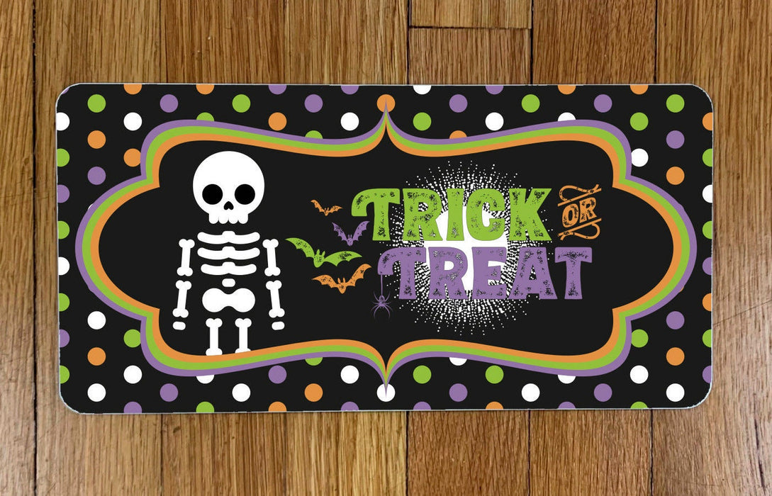 Trick or Treat Skeleton Wreath Sign