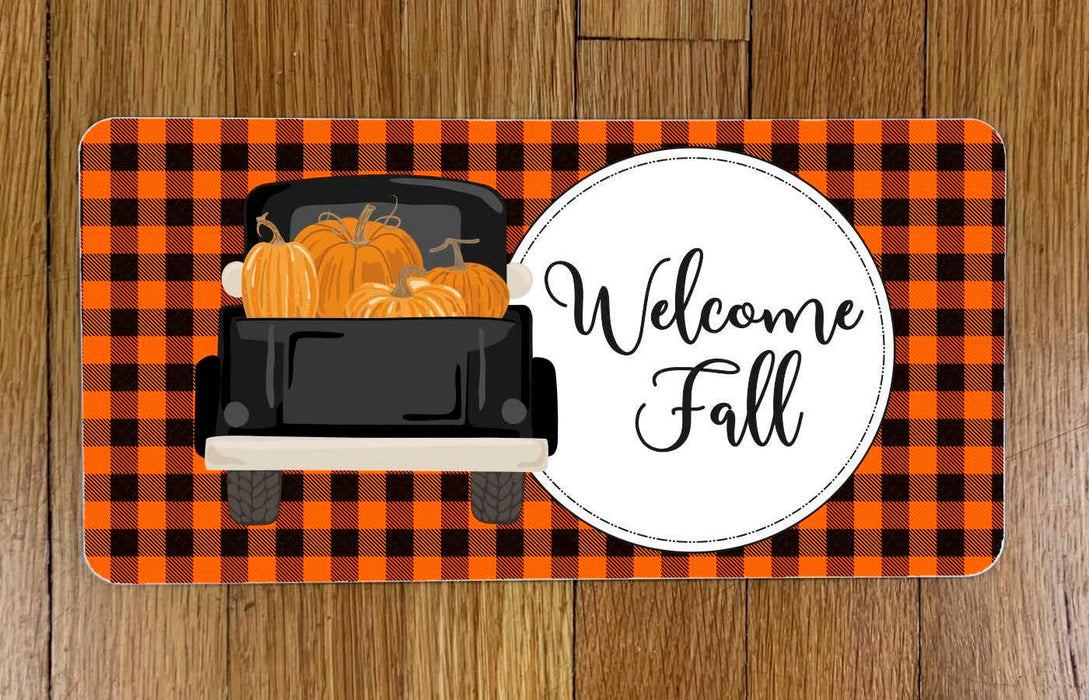 Welcome Fall Truck Wreath Sign