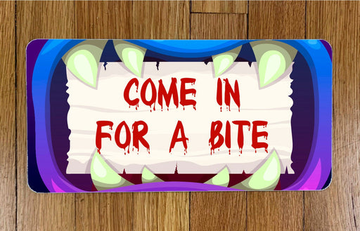 Come in For a Bite Wreath Sign